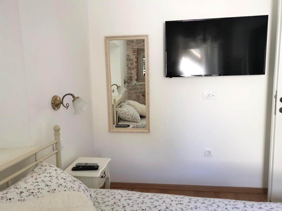 L&L Rooms Royal Šibenik Exteriör bild