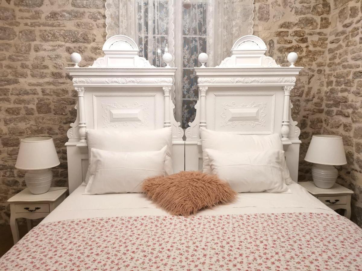 L&L Rooms Royal Šibenik Rum bild