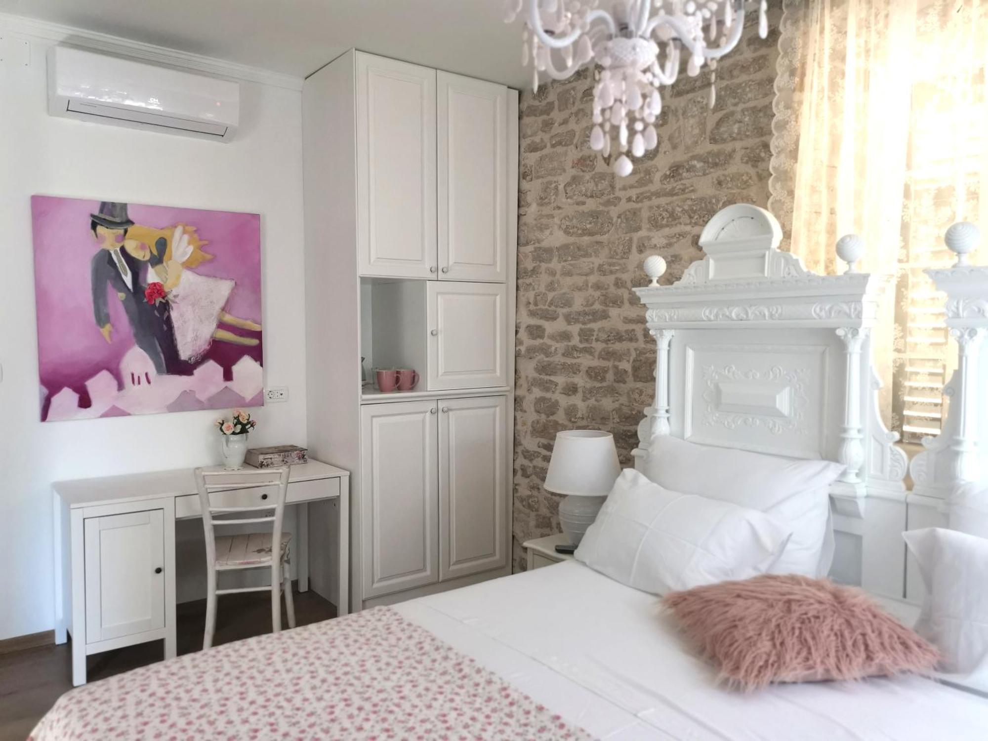 L&L Rooms Royal Šibenik Rum bild